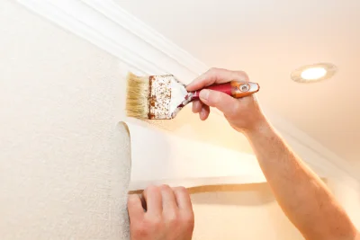 Pose de papier peint à Tauriac — revêtements muraux et toiles de verre